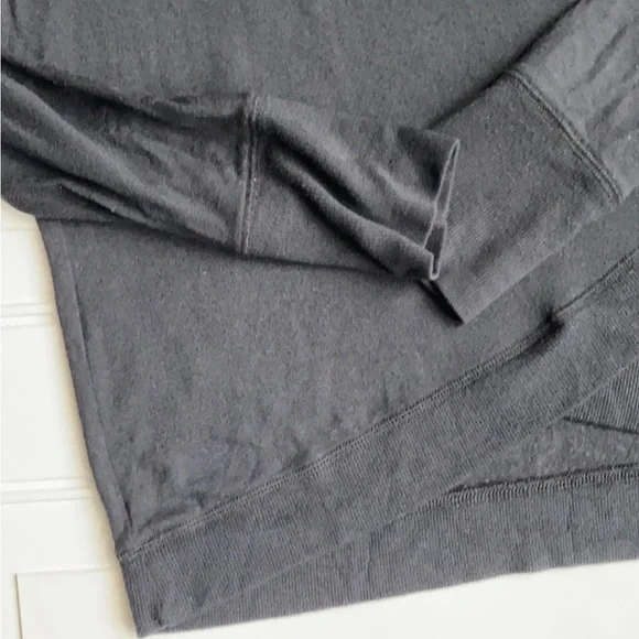 Athleta Criss Cross My Heart Pullover Lightweight Sweatshirt Black Size Small - Picture 7 of 7